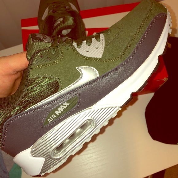 nike air max 90 size 16